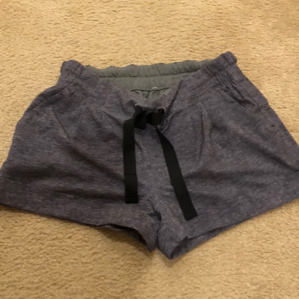 Lululemon shorts 6